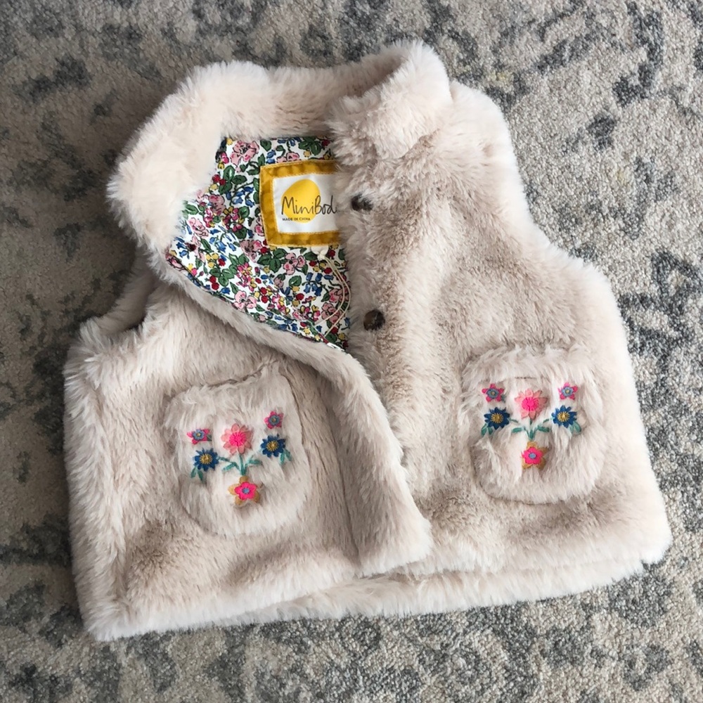 Mini Boden Faux Fur Vest